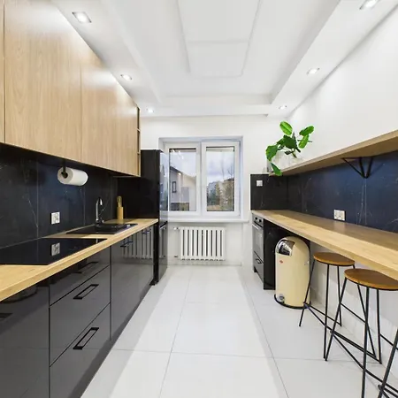 Apartamentysnu, Kasztelanska I * Ράντομ